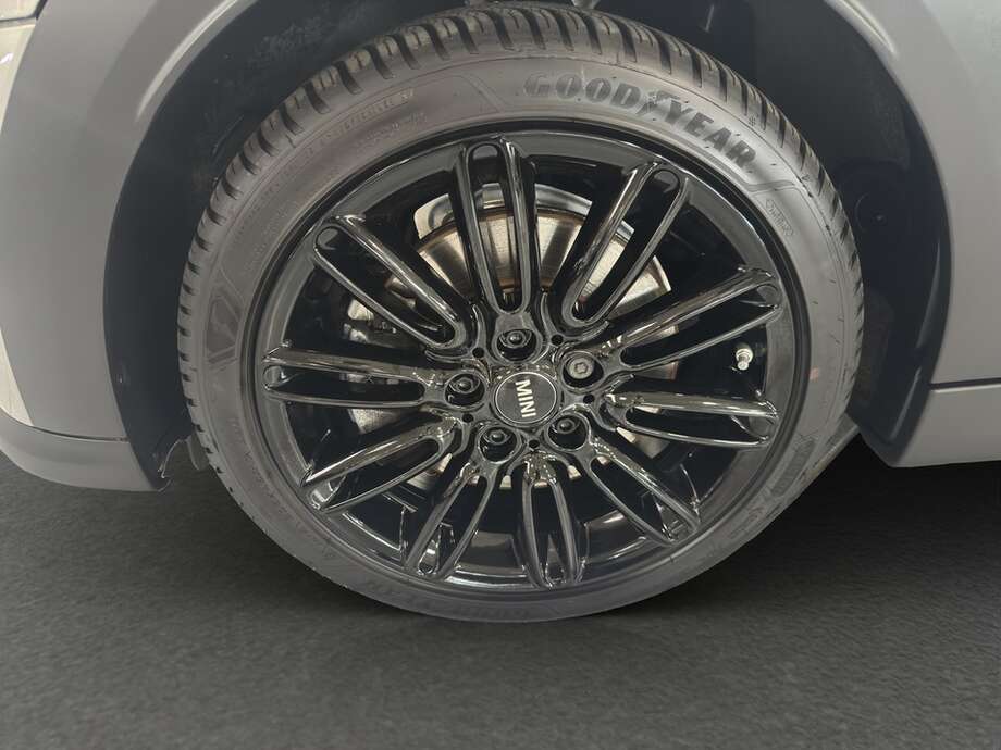 MINI Cooper S (Bild 17/17)