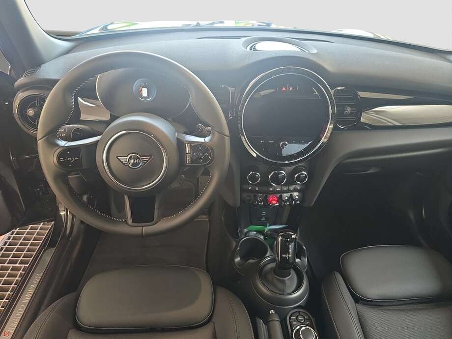 MINI Cooper S (Bild 5/18)