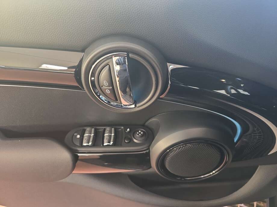 MINI Cooper S (Bild 8/18)