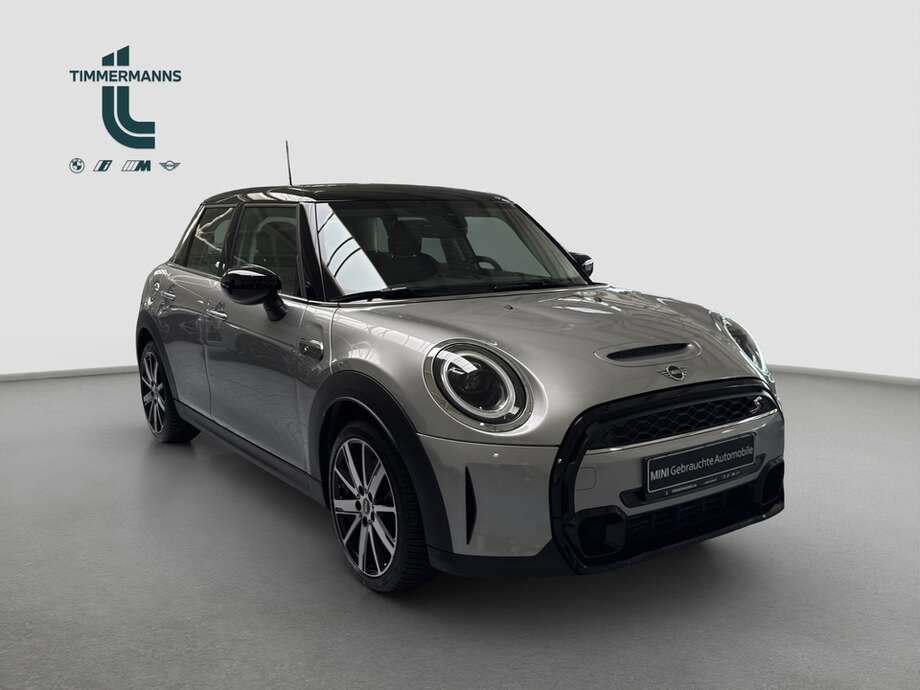 MINI Cooper S (Bild 14/17)
