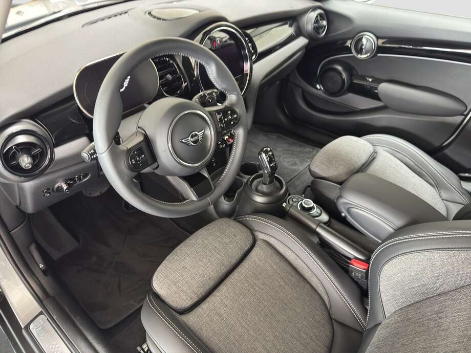 MINI Cooper S (Bild 3/17)