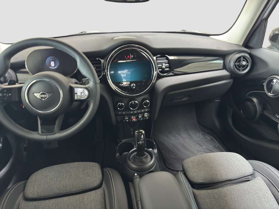 MINI Cooper S (Bild 5/17)