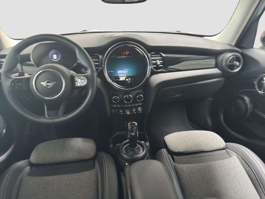MINI Cooper S (Bild 5/16)