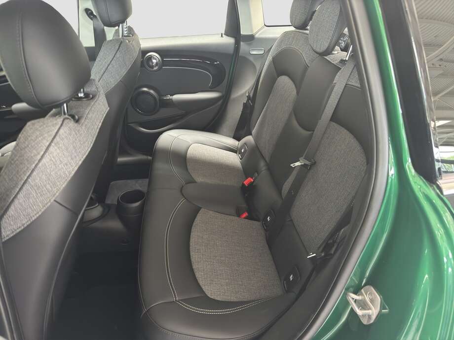 MINI Cooper S (Bild 6/16)