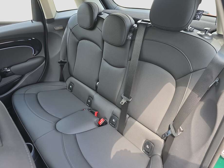 MINI Cooper S (Bild 6/18)