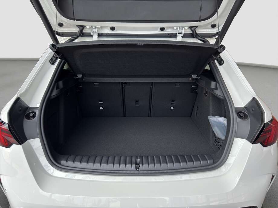 BMW 120 (Bild 8/19)