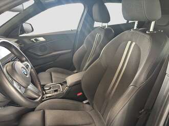 BMW 120i (Bild 2/16)