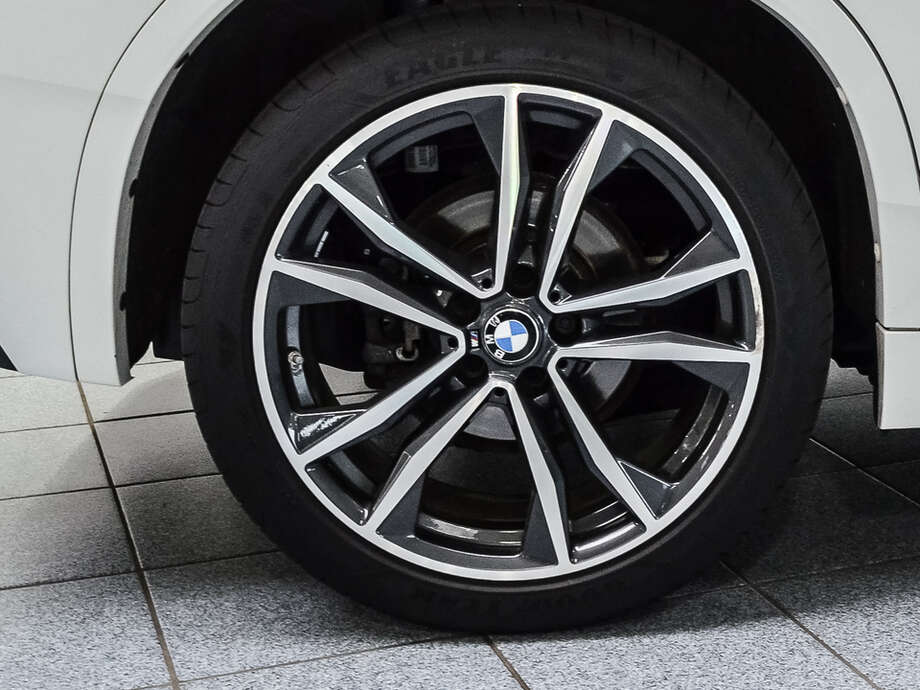 BMW X2 (Bild 14/17)