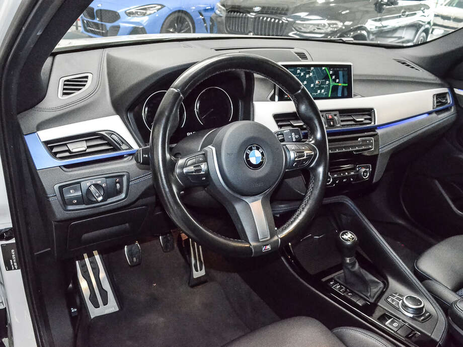 BMW X2 (Bild 16/17)