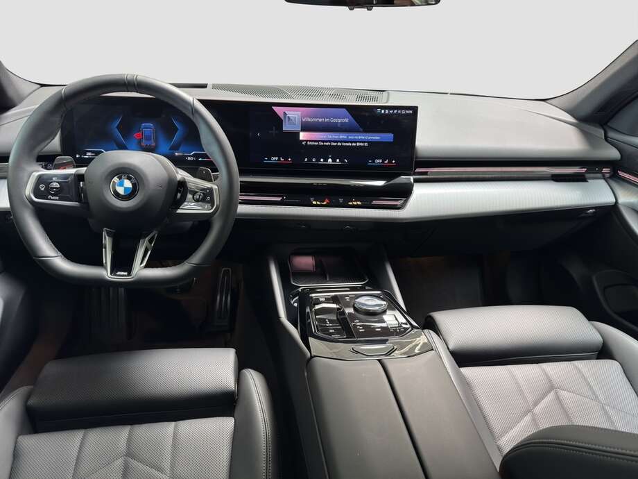 BMW 520d (Bild 5/18)