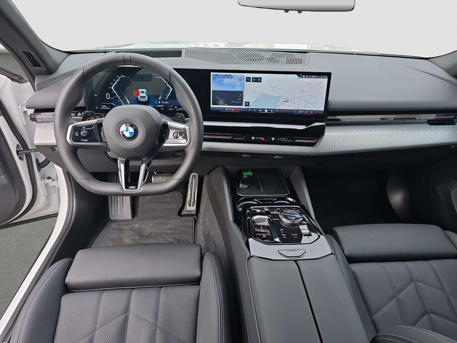 BMW 520d (Bild 5/19)