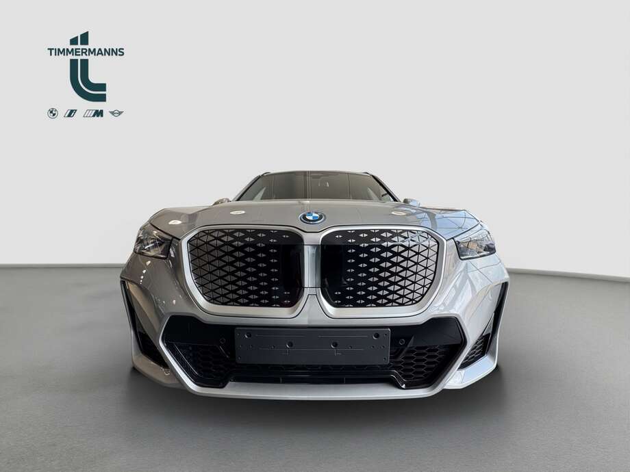 BMW iX1 eDrive20 (Bild 11/14)