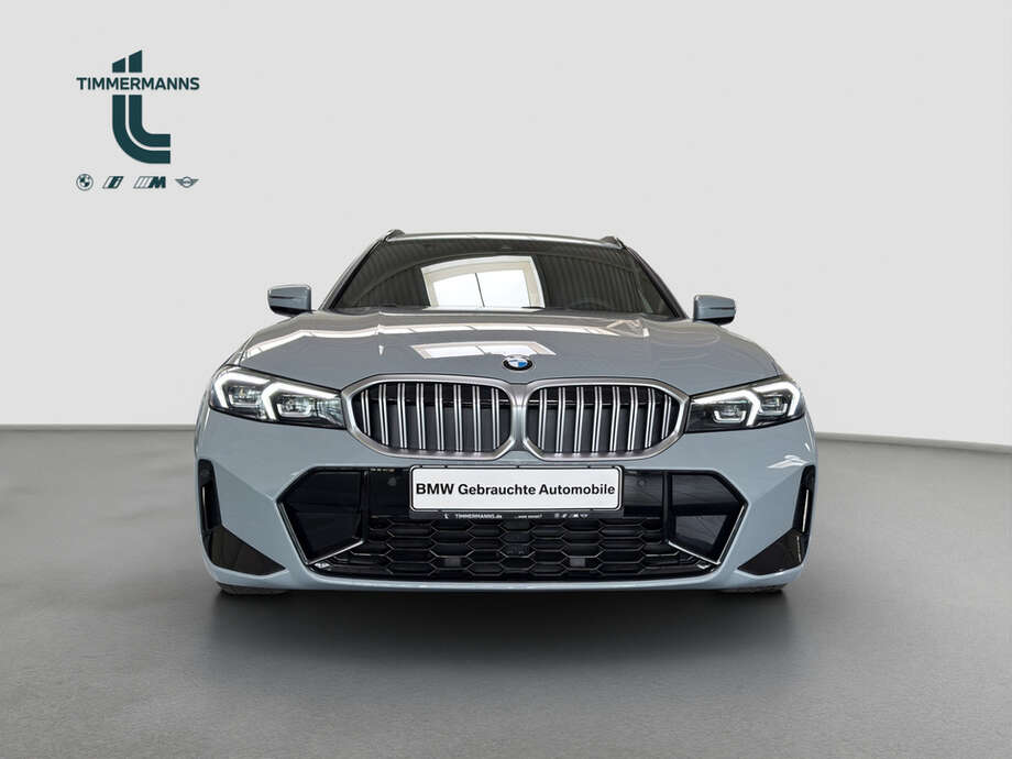 BMW 320d (Bild 14/15)