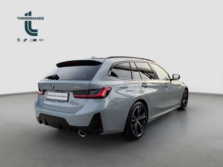 BMW 320 (Bild 5/14)