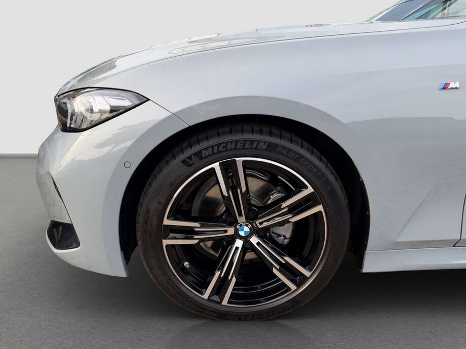 BMW 320 (Bild 9/14)