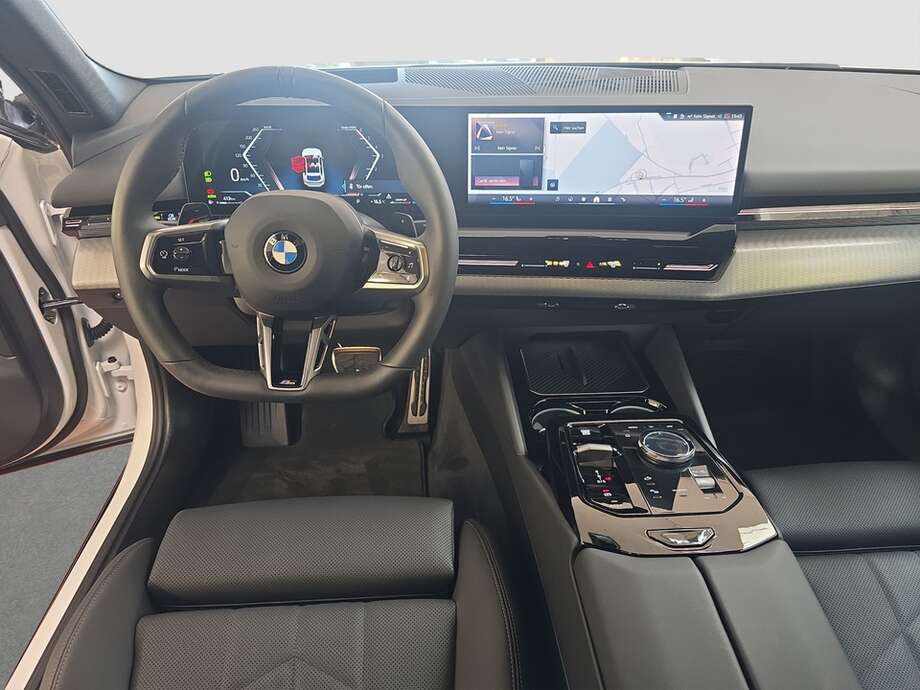 BMW 520d (Bild 5/19)