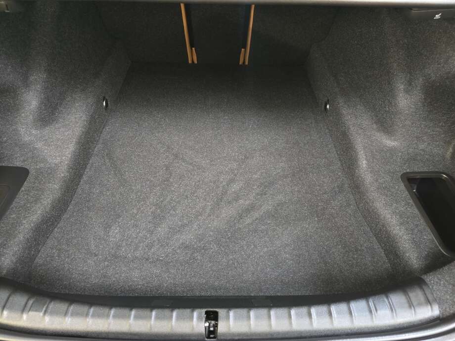 BMW 540d xDrive (Bild 7/19)