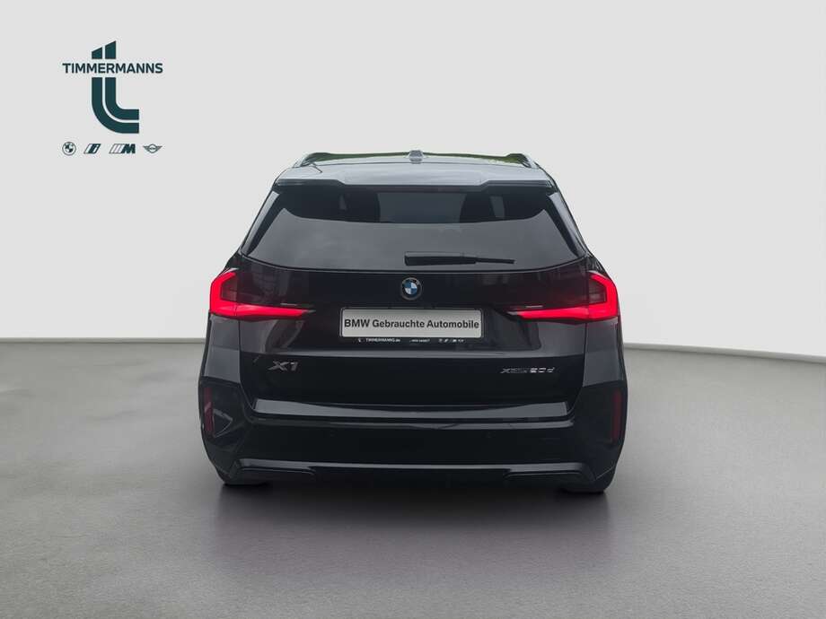 BMW X1 (Bild 13/18)