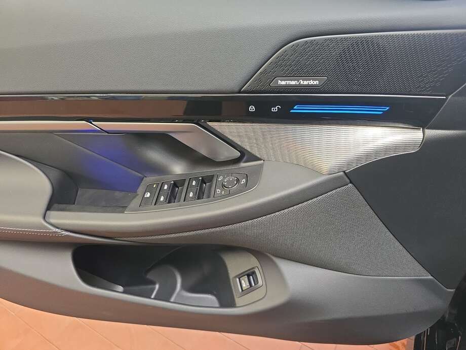 BMW 520d (Bild 8/19)