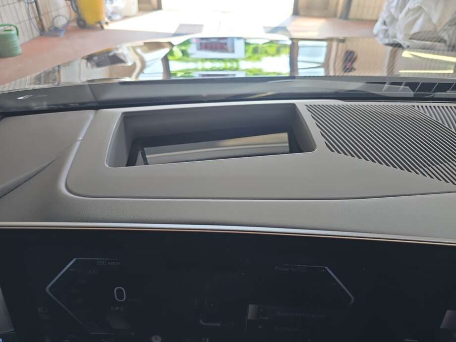 BMW 520d (Bild 10/19)