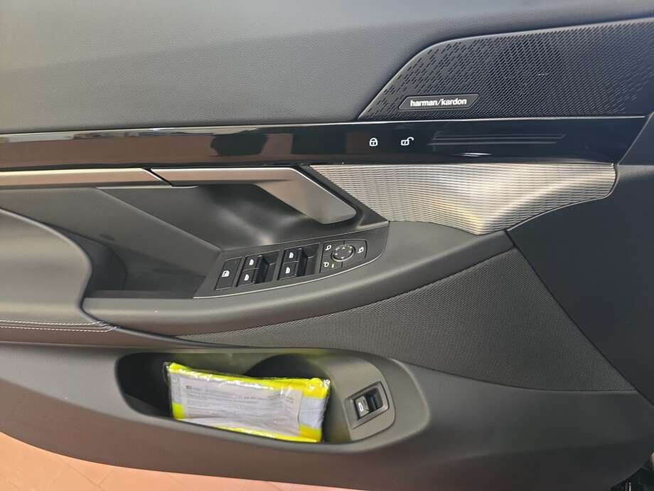 BMW 520d (Bild 8/19)