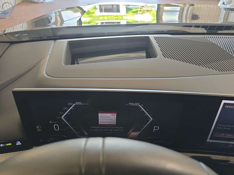 BMW 520d (Bild 10/19)