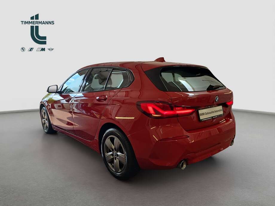 BMW 118d (Bild 12/18)