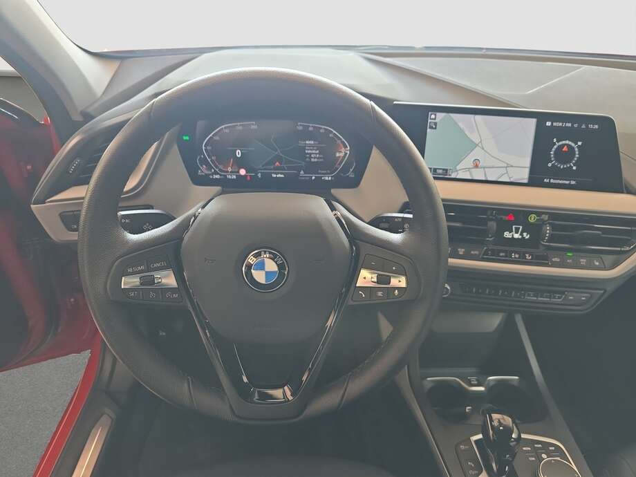 BMW 118d (Bild 4/18)