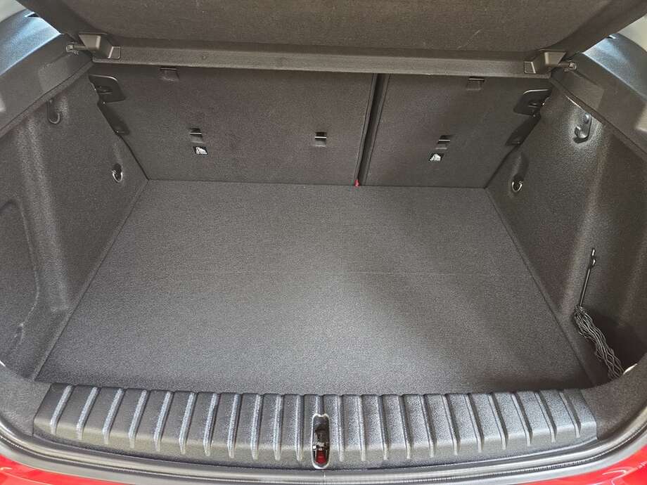 BMW 118d (Bild 7/18)