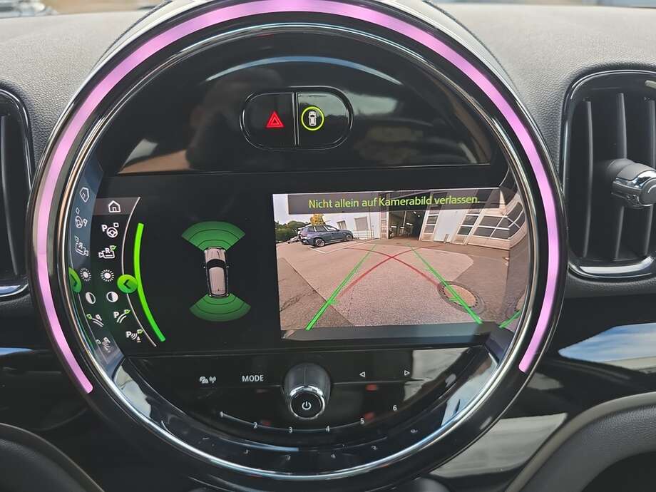 MINI Cooper Countryman (Bild 10/18)