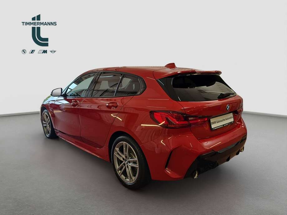 BMW 120i (Bild 12/18)