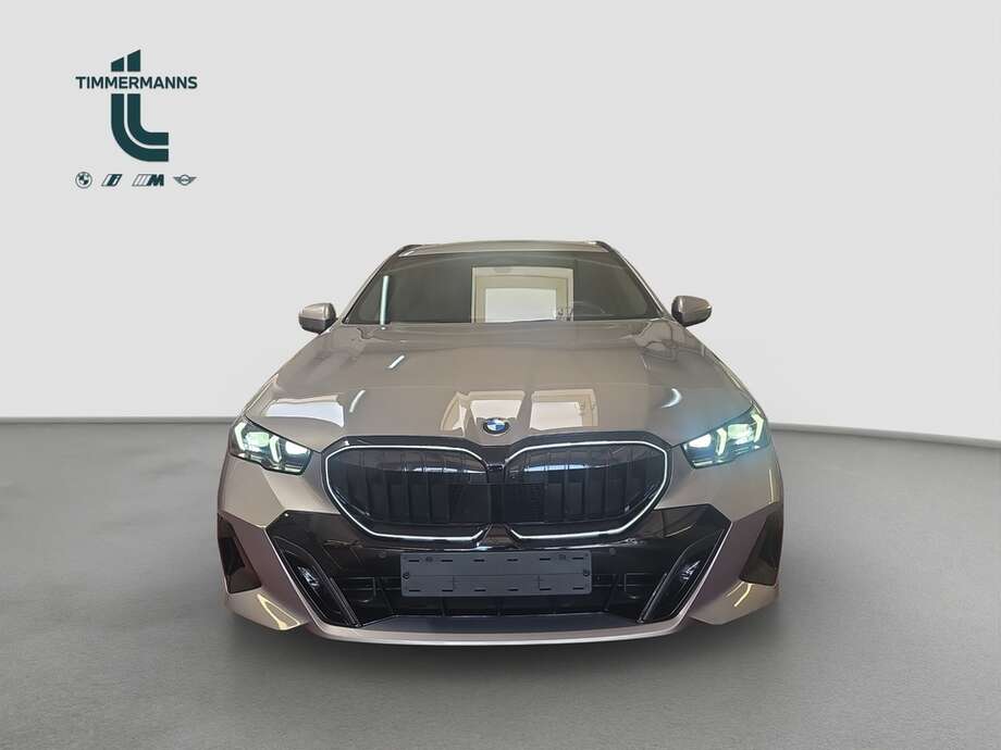 BMW 520d (Bild 18/19)