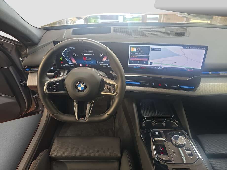 BMW 520d (Bild 5/19)