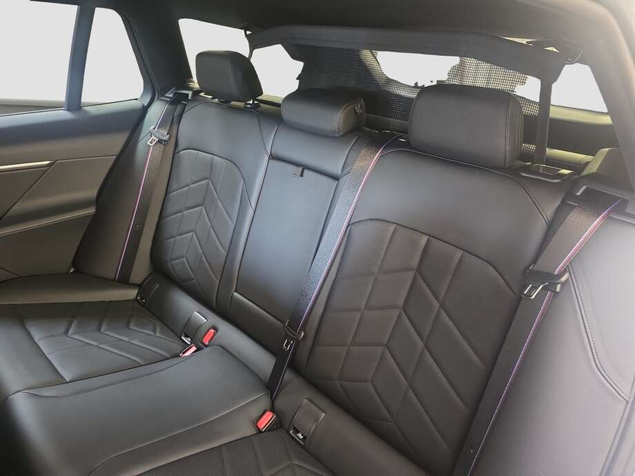 BMW 520d (Bild 6/19)