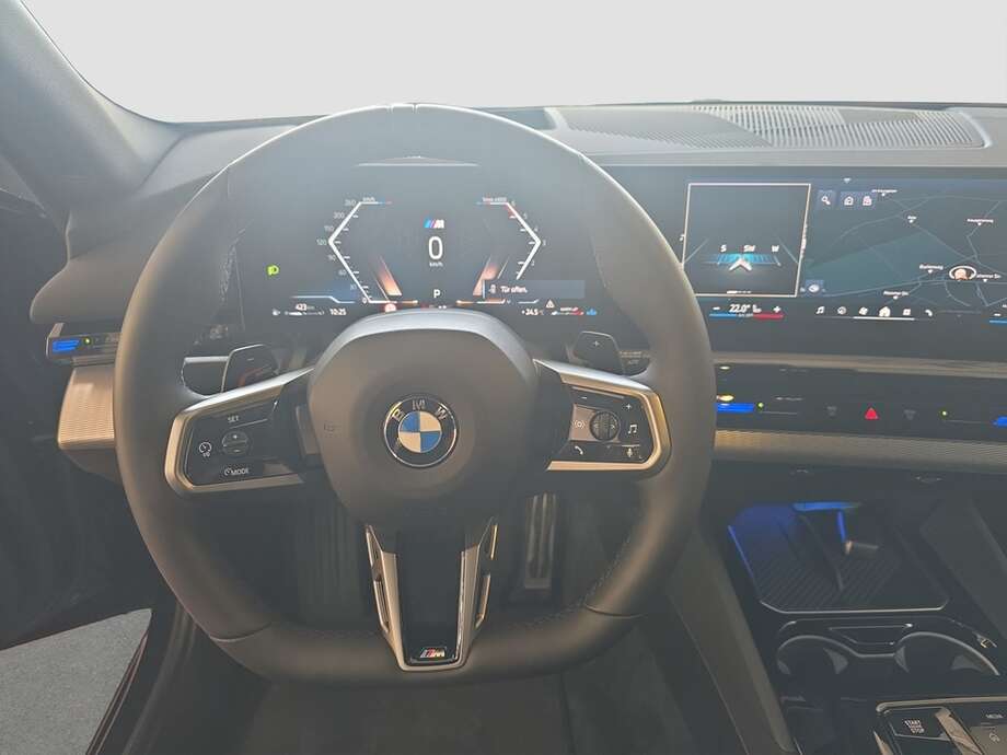 BMW 520d (Bild 4/18)