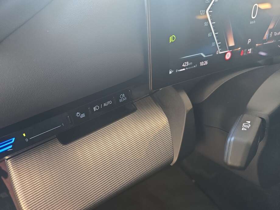 BMW 520d (Bild 9/18)