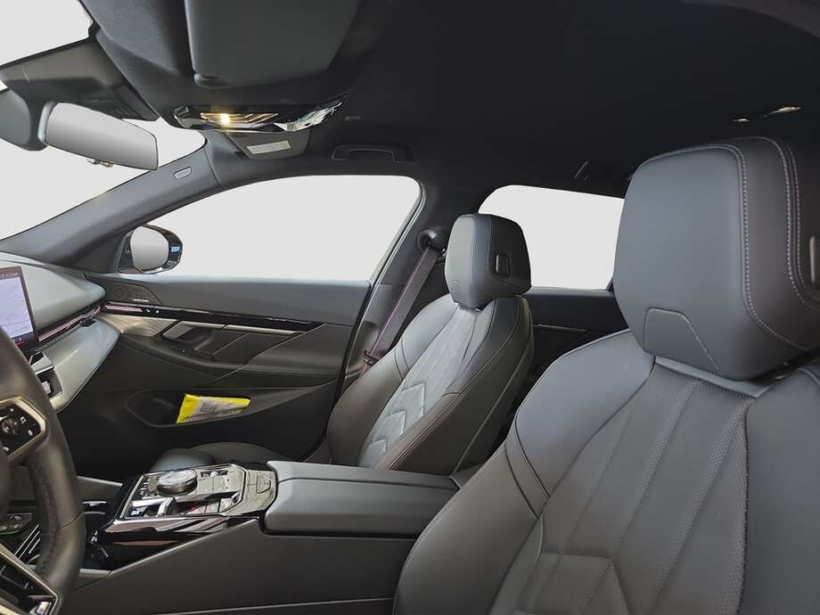 BMW 520d (Bild 3/19)