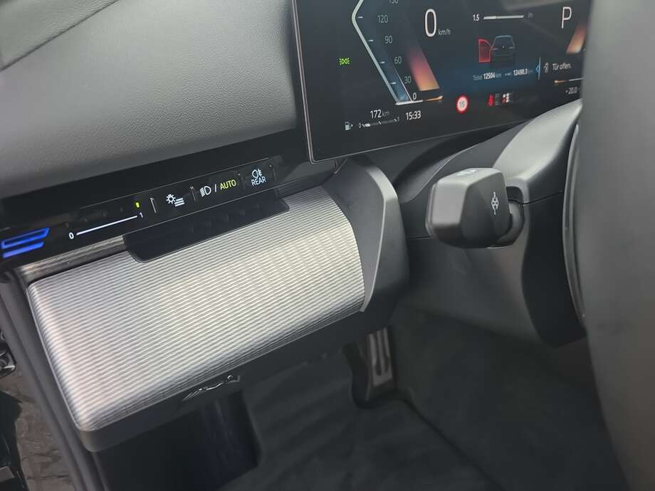 BMW 520d (Bild 9/19)