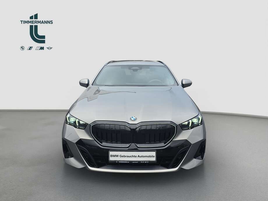 BMW 520d (Bild 18/19)