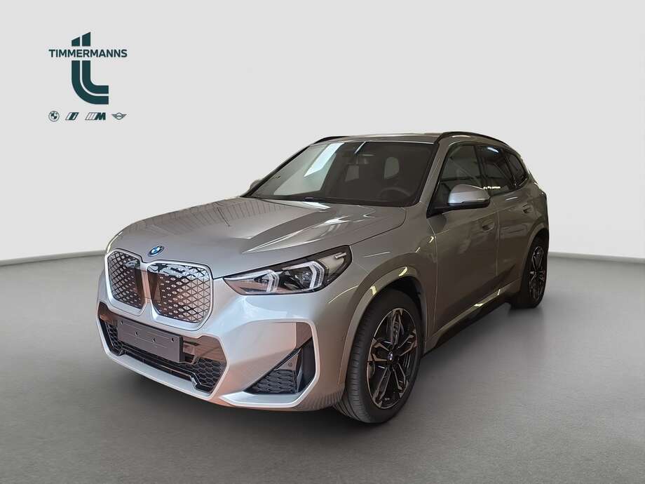 BMW iX1 eDrive20 (Bild 1/19)