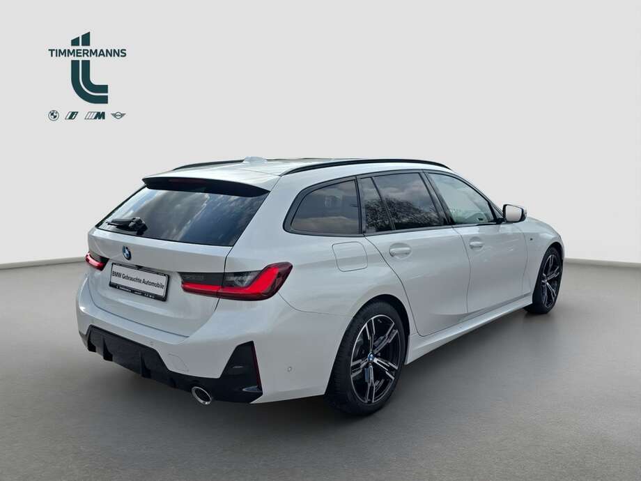 BMW 320d (Bild 14/18)