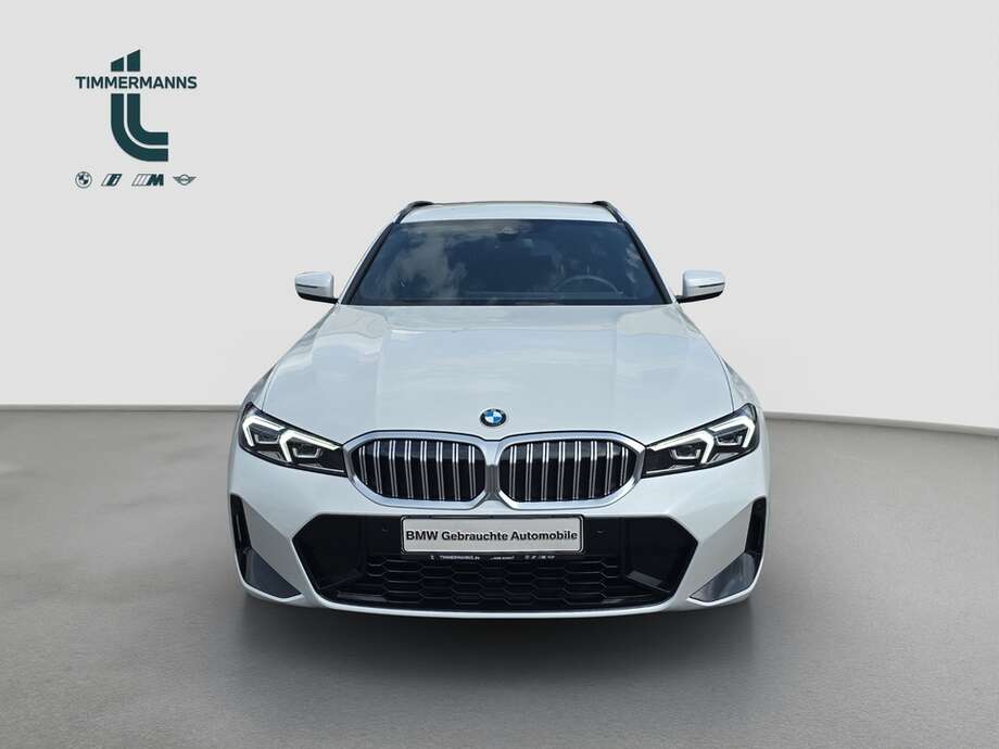 BMW 320d (Bild 17/18)