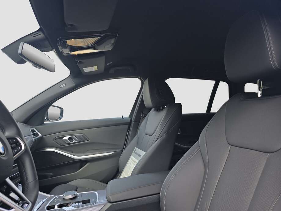 BMW 320d (Bild 3/18)