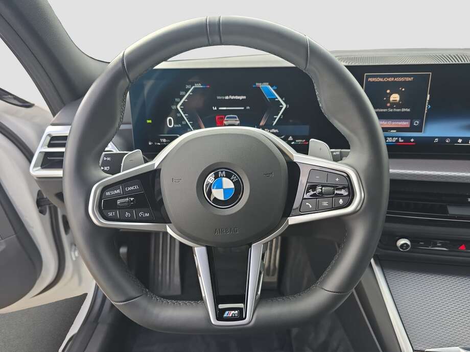 BMW 320d (Bild 4/18)