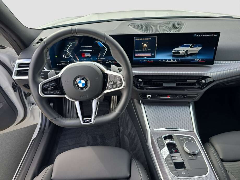 BMW 320d (Bild 5/18)