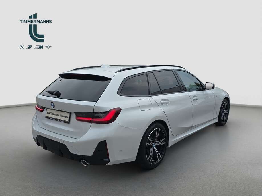 BMW 318d (Bild 14/18)