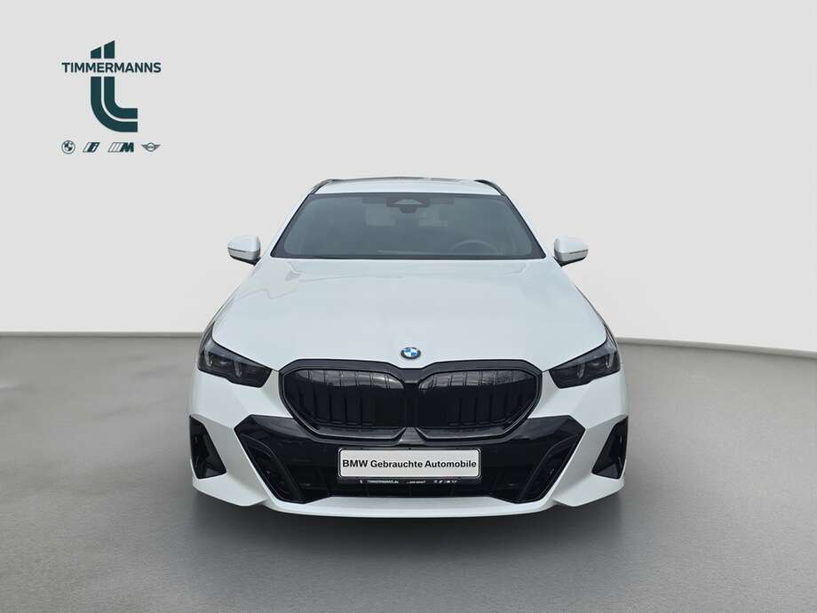 BMW 520d (Bild 18/19)