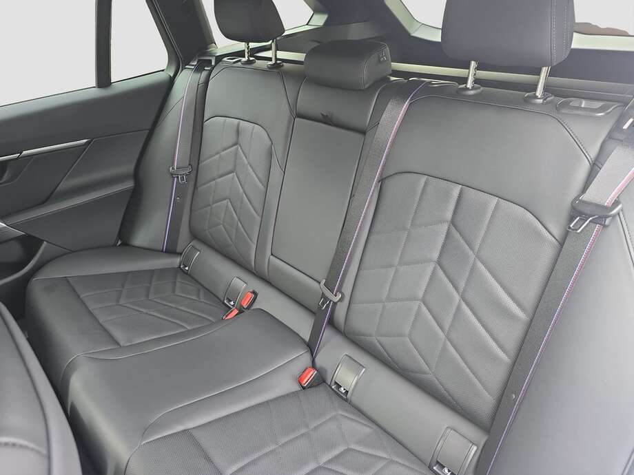 BMW 520d (Bild 6/19)