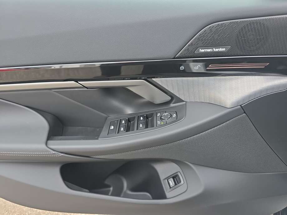 BMW 520d (Bild 8/19)