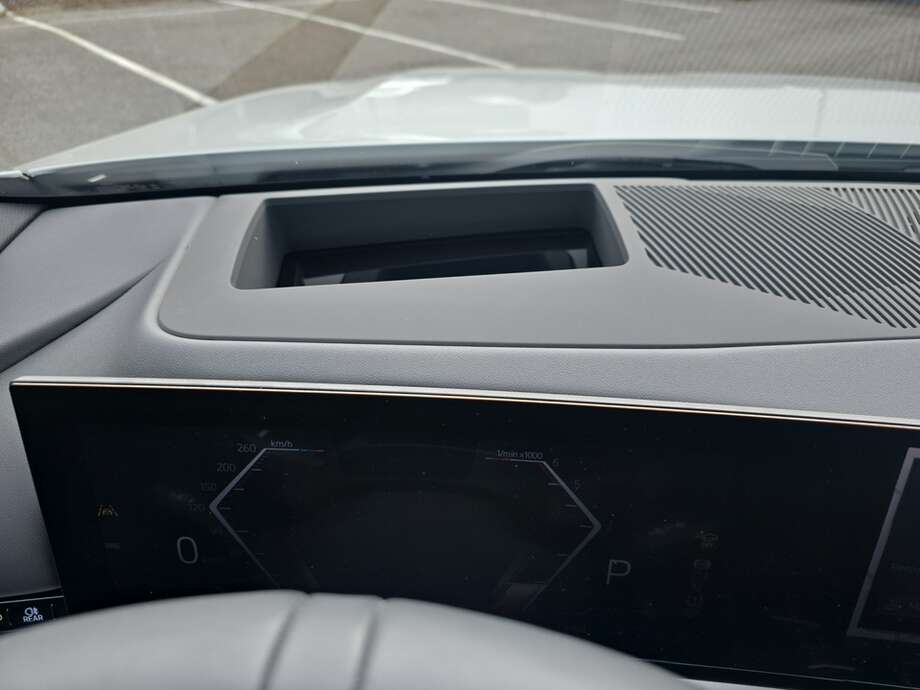 BMW 520d (Bild 10/19)